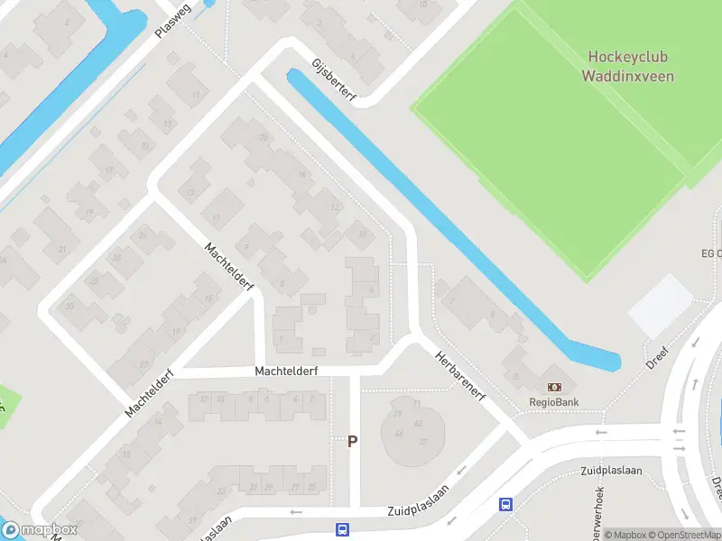 Ambulance met grote spoed naar de Herbarenerf in Waddinxveen