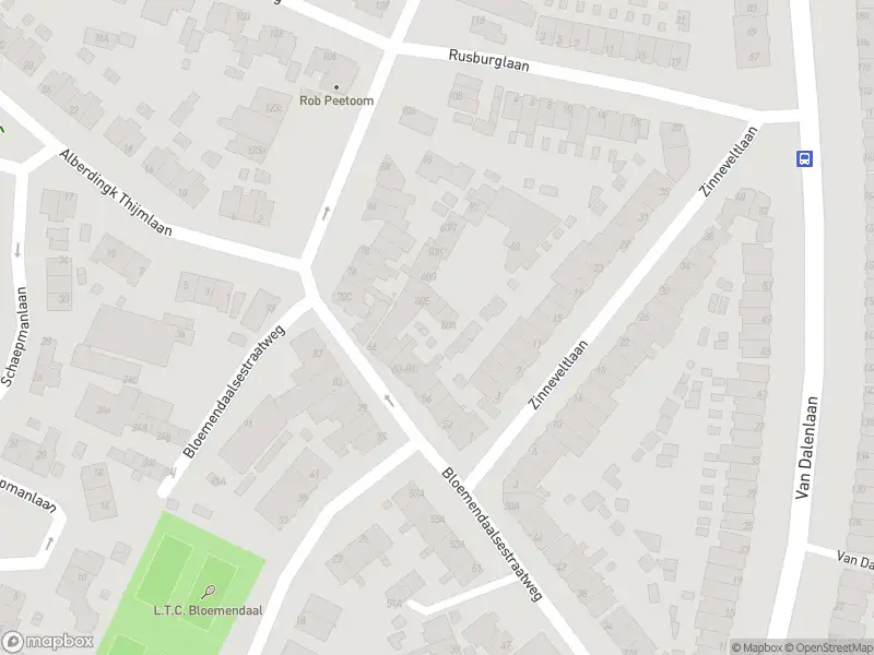 Ambulance met grote spoed naar de Van Dalenlaan in Santpoort-Zuid