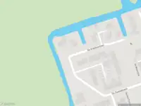 Politie naar de De Krabbescheer in Zwartsluis vanwege aanrijding met letsel