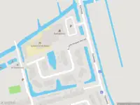 Ambulance met gepaste spoed naar de A. Uittenbogaardstraat in Noordeloos