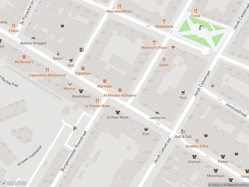 Ambulance met gepaste spoed naar de Zwart Janstraat in Rotterdam