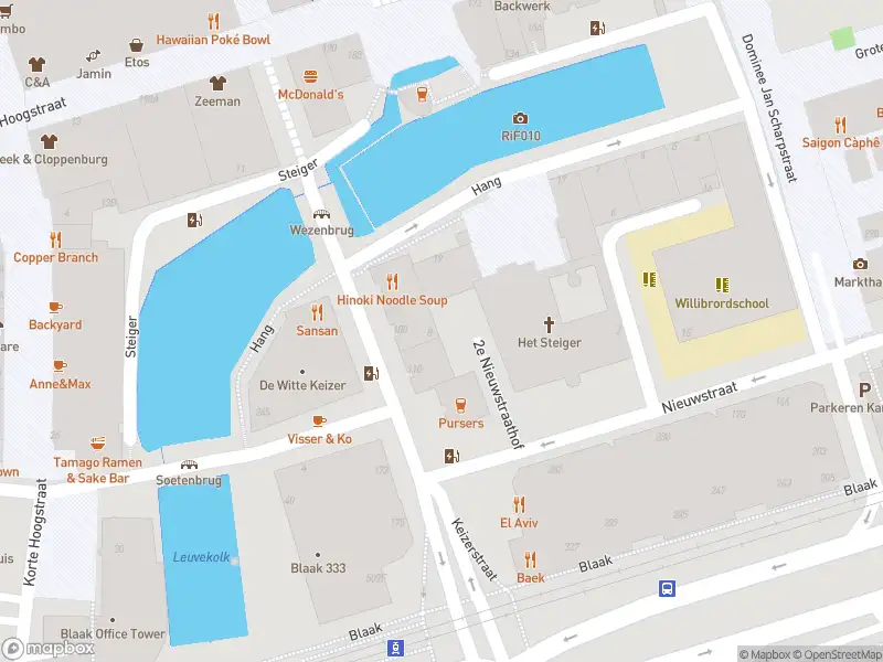 Ambulance met grote spoed naar de Hang in Rotterdam