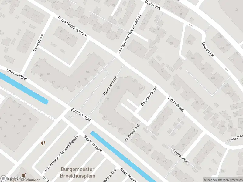 Ambulance met gepaste spoed naar de Emmasingel in Hendrik-Ido-Ambacht