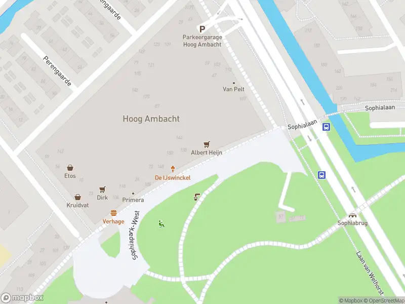 Ambulance met grote spoed naar de Sophiapromenade in Hendrik-Ido-Ambacht