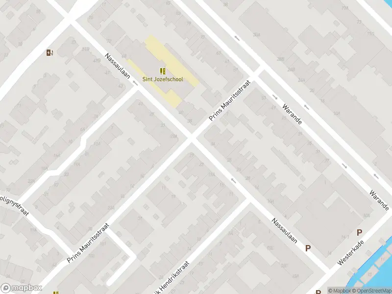 Ambulance met grote spoed naar de Prins Mauritsstraat in Schiedam