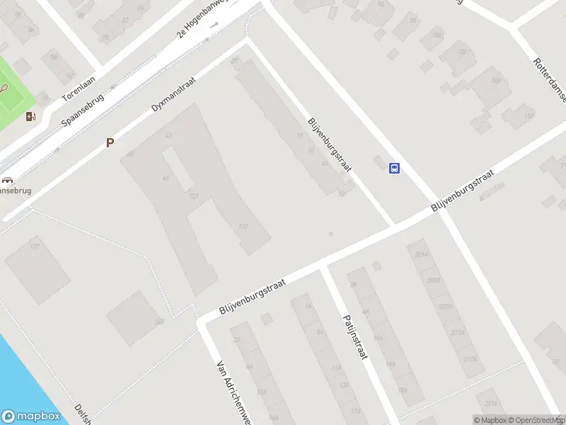 Ambulance met grote spoed naar de Blijvenburgstraat in Rotterdam