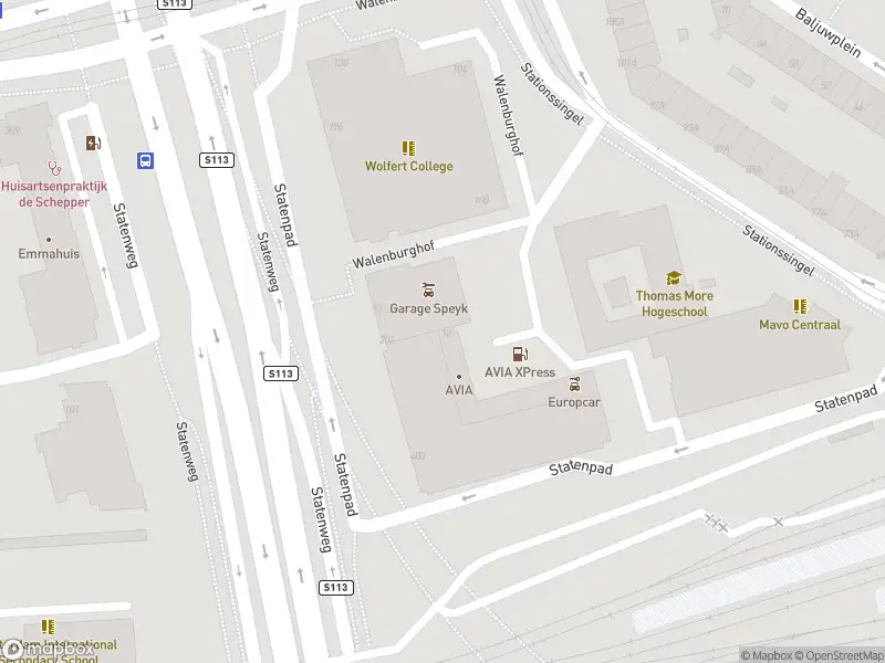 Ambulance met gepaste spoed naar de Walenburghof in Rotterdam