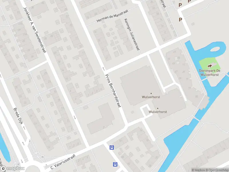 Ambulance en brandweer met grote spoed naar de Prinses Margrietstraat in Oudewater vanwege gebouwbrand