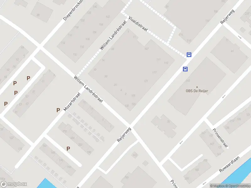 Ambulance met grote spoed naar de Willem Landrestraat in Ridderkerk