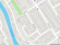 Ambulance met gepaste spoed naar de Emmastraat in Strijen