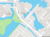 Ambulance met gepaste spoed naar de Hoge Kade in Hendrik-Ido-Ambacht