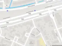 Ambulance met gepaste spoed naar de Julianastraat in Rhoon