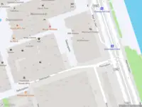 Ambulance met gepaste spoed naar de Hoekenes in Amsterdam