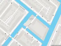 Ambulance en brandweer met grote spoed naar de Griendweg in Amersfoort