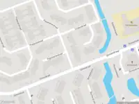 Brandweer met grote spoed naar de Berkendreef in Vlaardingen vanwege gebouwbrand