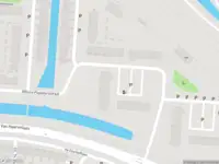 Ambulance met gepaste spoed naar de Johan Braakensiekstraat in Schiedam