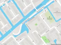 Brandweer met grote spoed naar de Moerascypreslaan in Zoeterwoude vanwege waarnemen gaslucht