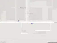 Ambulance met grote spoed naar de Rhôneweg in Amsterdam