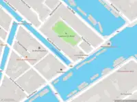 Besteld ambulance vervoer naar de Oudeschans in Amsterdam