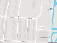 Ambulance met grote spoed naar de Godschalkstraat in Rotterdam