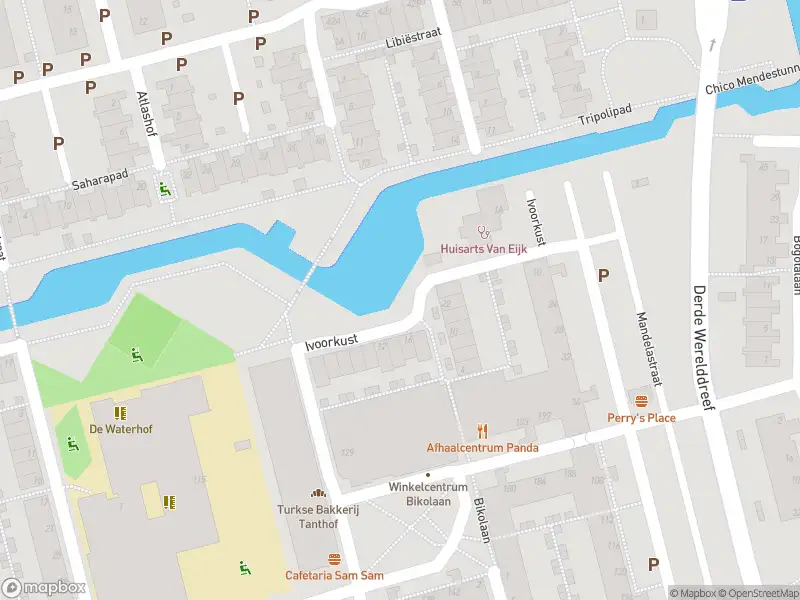 Ambulance met grote spoed naar de Ivoorkust in Delft