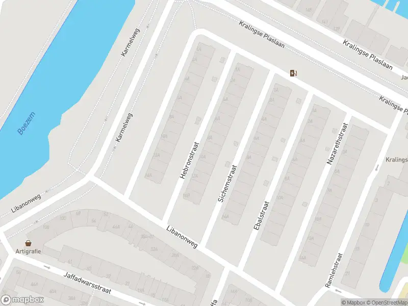 Ambulance met grote spoed naar de Hebronstraat in Rotterdam