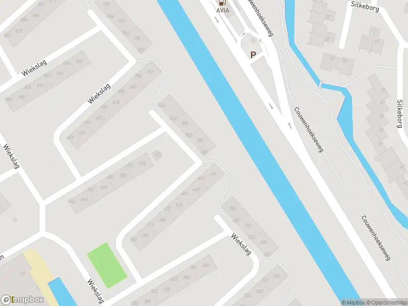 Ambulance met grote spoed naar de Wiekslag in Capelle aan den IJssel