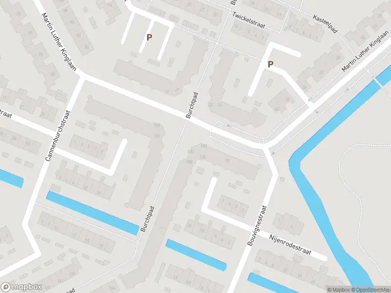 Ambulance met grote spoed naar de Burchtpad in Hellevoetsluis