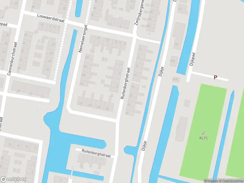 Ambulance met grote spoed naar de Ruitenborghstraat in Rotterdam