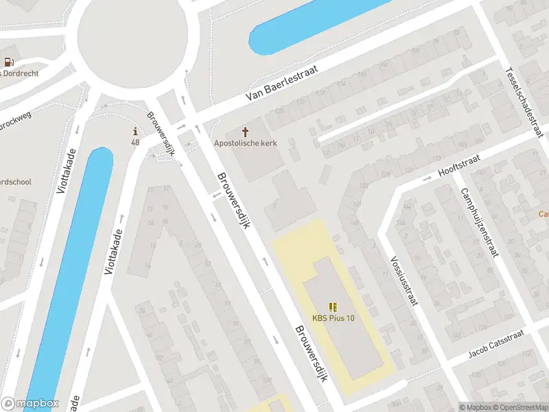 Ambulance met gepaste spoed naar de Brouwersdijk in Dordrecht