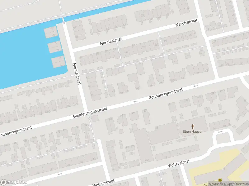 Ambulance met gepaste spoed naar de Goudenregenstraat in Capelle aan den IJssel