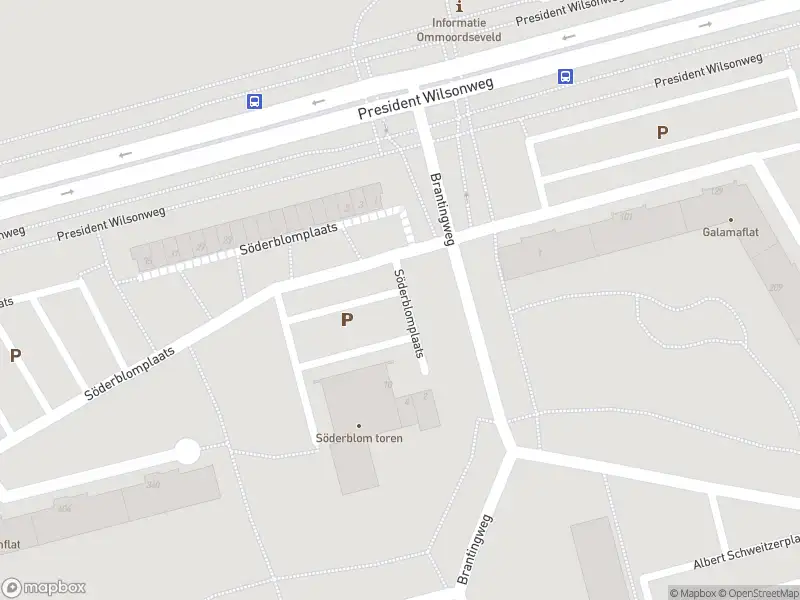 Ambulance met gepaste spoed naar de Söderblomplaats in Rotterdam