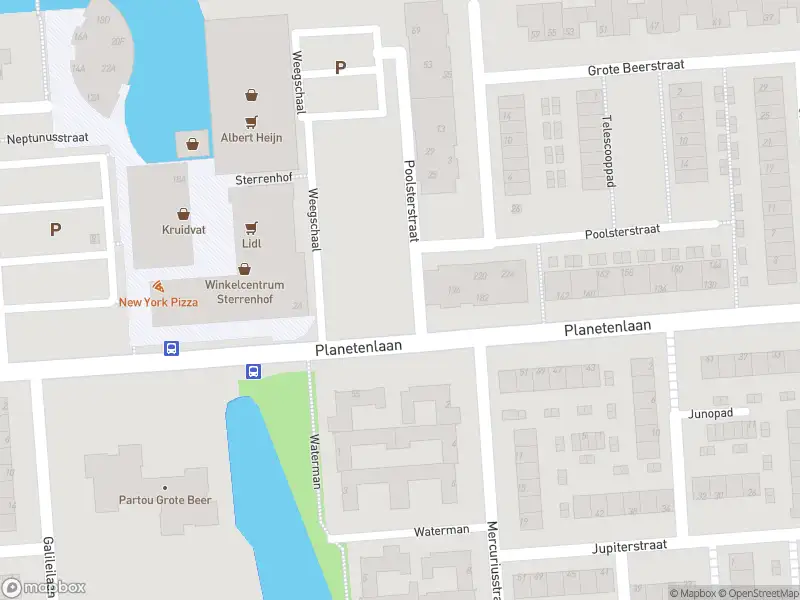 Ambulance met gepaste spoed naar de Poolsterstraat in Spijkenisse