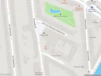 Ambulance met grote spoed naar de Jacob van Wassenaar Obdamstraat in Amsterdam