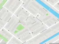 Ambulance met grote spoed naar de Anemoonhof in Wateringen