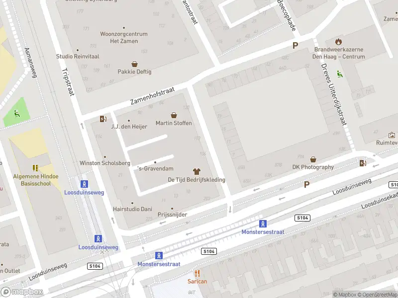 Ambulance met grote spoed naar de Van Geenstraat in 's-Gravenhage