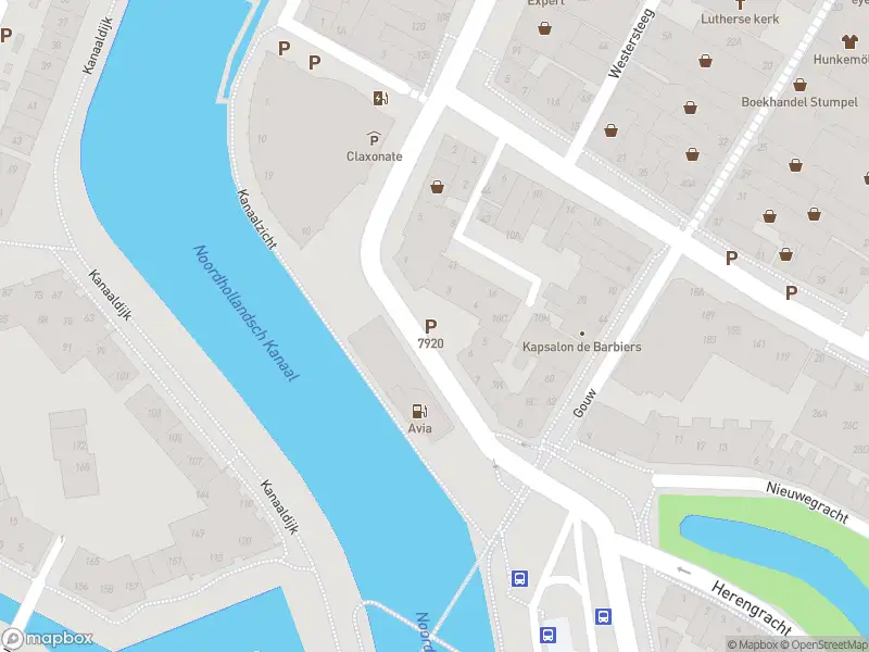 Ambulance met gepaste spoed naar de Tramplein in Purmerend