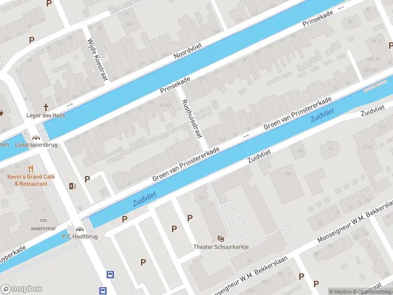 Ambulance met gepaste spoed naar de Rusthuisstraat in Maassluis