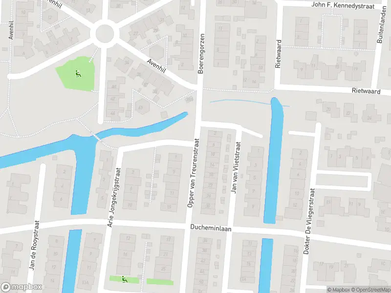 Ambulance met grote spoed naar de Opper Van Treurenstraat in Heinenoord