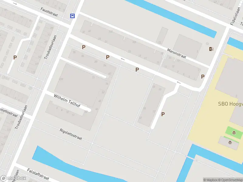 Ambulance met gepaste spoed naar de Wilhelm Tellhof in Hoogvliet Rotterdam