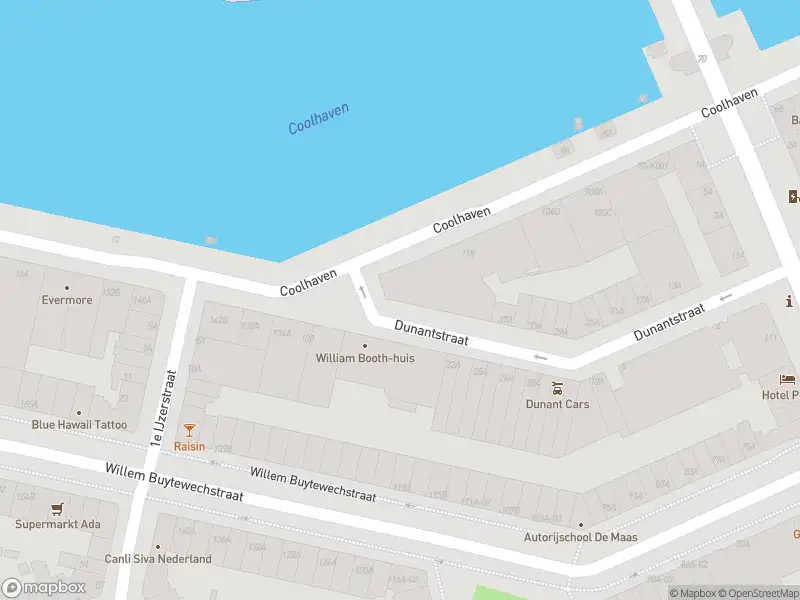 Ambulance met grote spoed naar de Coolhaven in Rotterdam