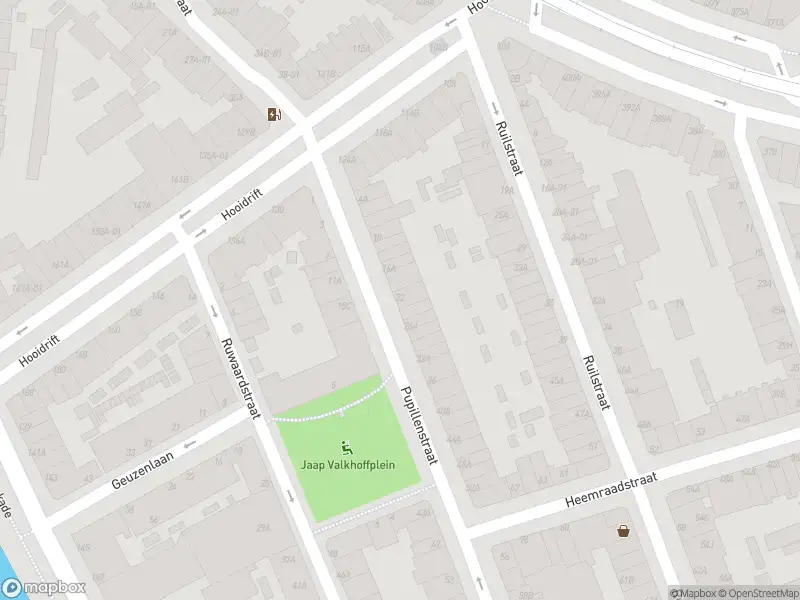 Ambulance met grote spoed naar de Pupillenstraat in Rotterdam