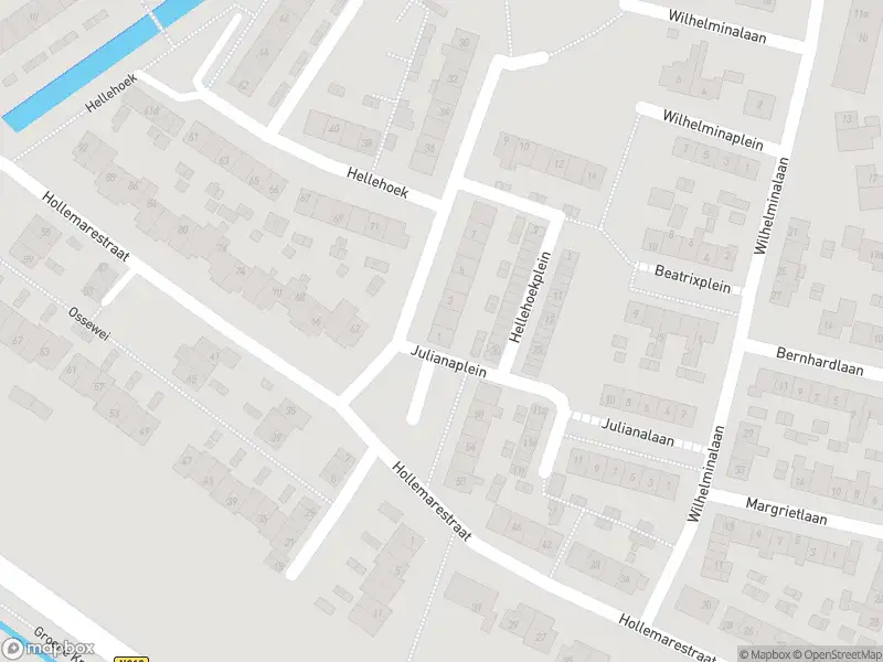 Ambulance met grote spoed naar de Hellehoek in Zwartewaal