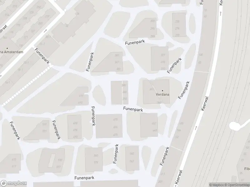 Ambulance met gepaste spoed naar de Funenpark in Amsterdam