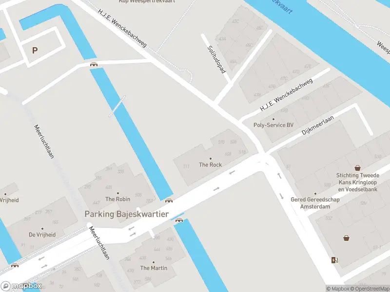 Ambulance met gepaste spoed naar de H.J.E. Wenckebachweg in Amsterdam