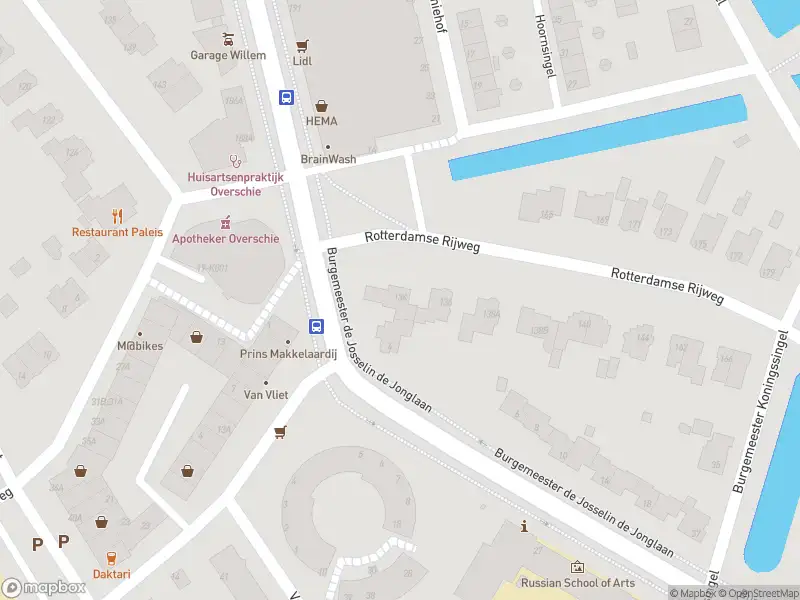 Ambulance met gepaste spoed naar de Burgemeester de Josselin de Jonglaan in Rotterdam