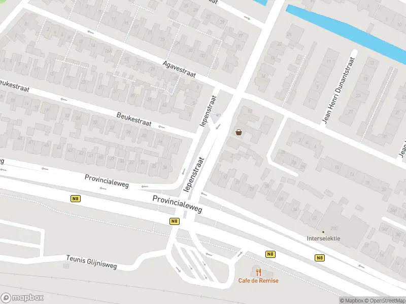 Ambulance met grote spoed naar de Iepenstraat in Krommenie