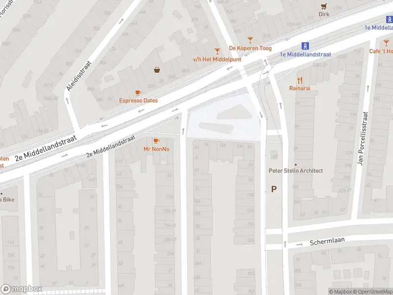 Ambulance met grote spoed naar de Joost van Geelstraat in Rotterdam