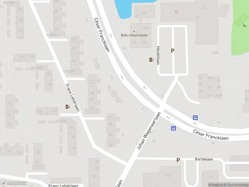 Ambulance met grote spoed naar de Strawinskylaan in Heemstede