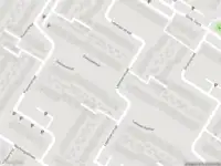 Ambulance met grote spoed naar de Zwaluwenhof in Rozenburg